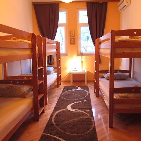 Hostel Taso'S House Μόσταρ Εξωτερικό φωτογραφία